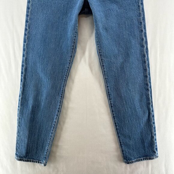Levi's Jeans Womens Size 27 Button Fly Skinny Ankle Medium Washed Denim Blue - Picture 4 of 11